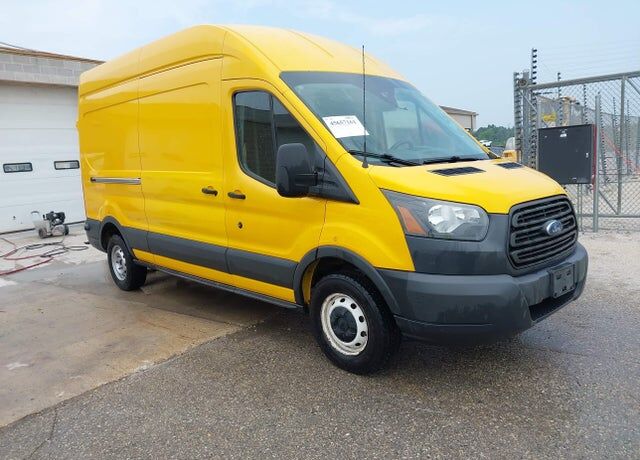 2017 FORD Transit