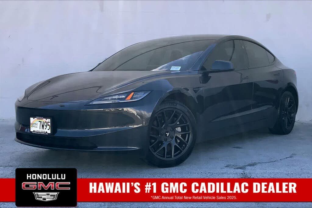 2024 TESLA Model 3