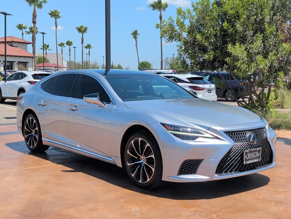 2023 LEXUS LS