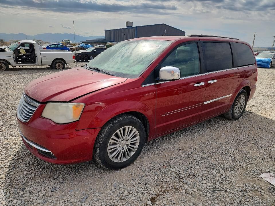2014 CHRYSLER Town and Country