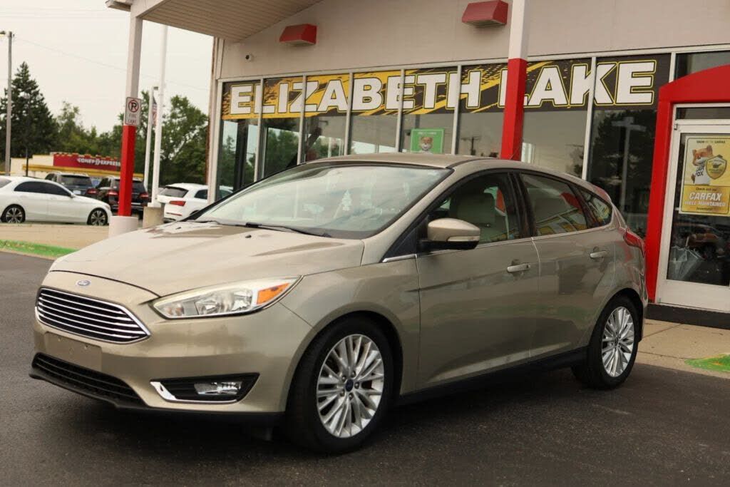 2016 FORD Focus