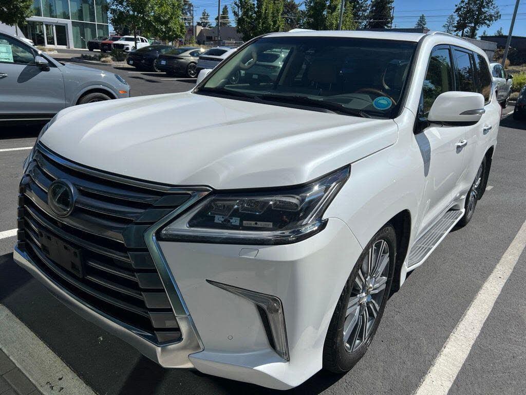 2016 LEXUS LX