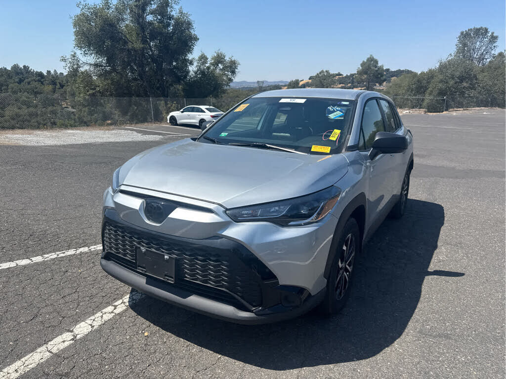 2025 TOYOTA COROLLA