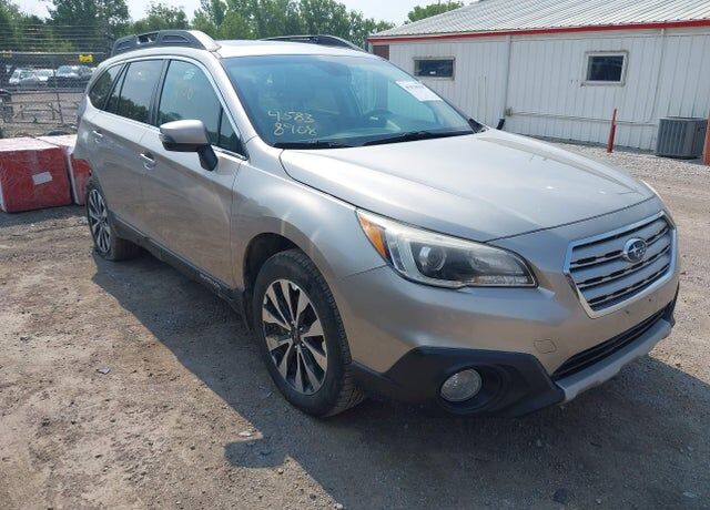 2017 SUBARU Outback