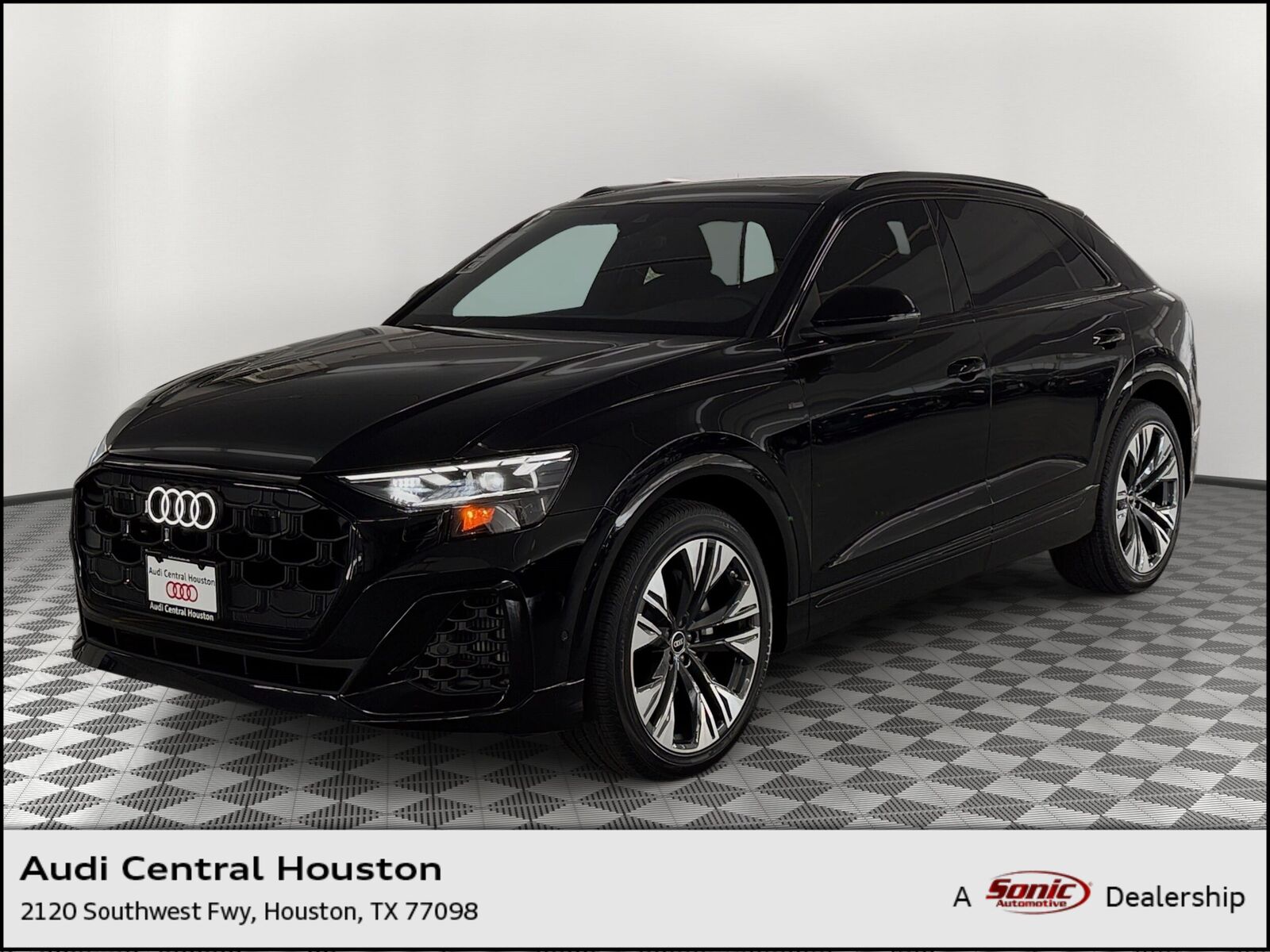 2026 AUDI Q8