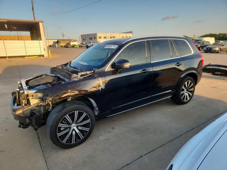 2023 VOLVO XC90