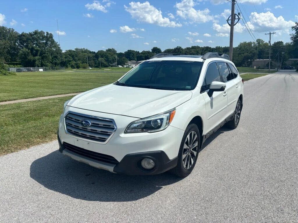 2015 SUBARU Outback