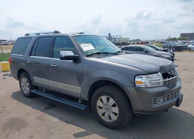 2013 LINCOLN Navigator