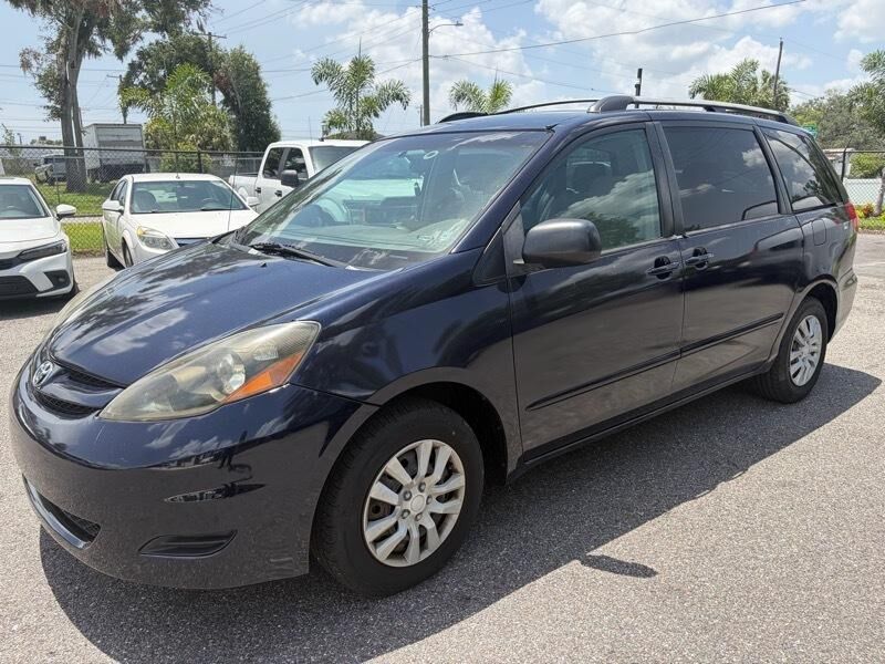 2006 TOYOTA Sienna