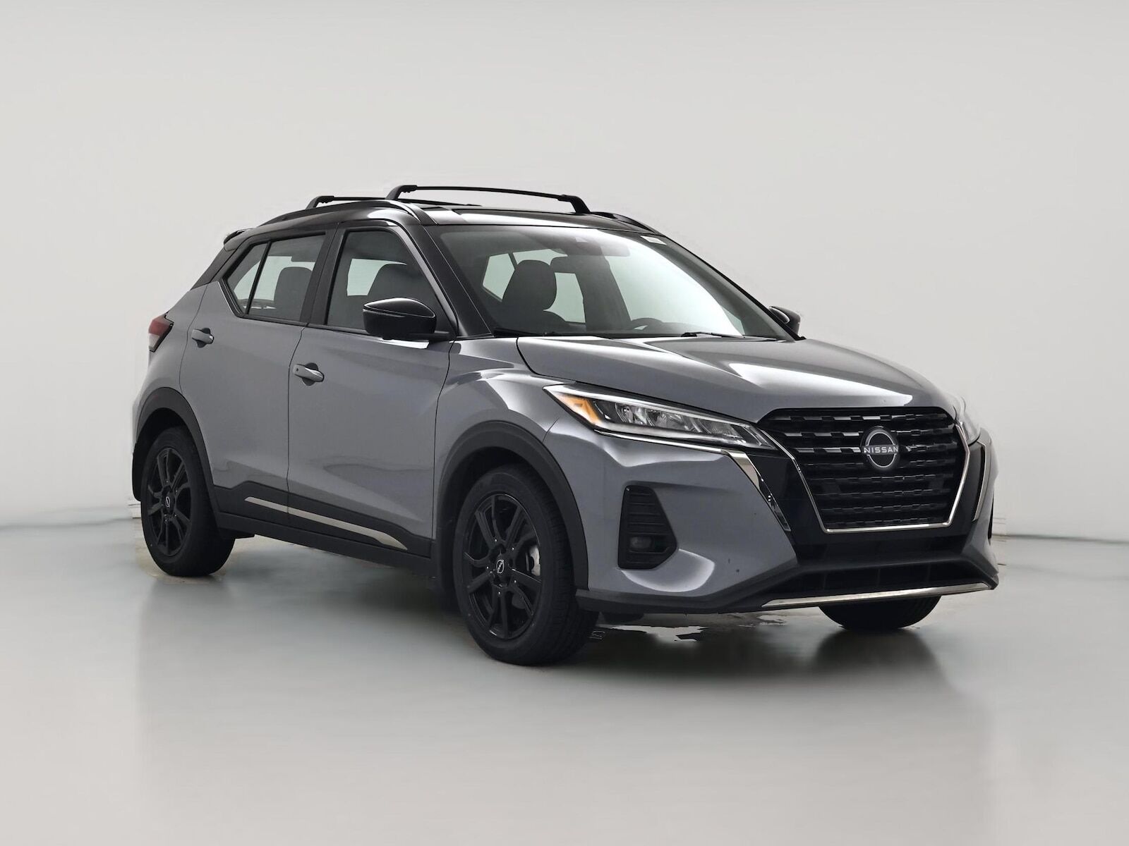 2023 NISSAN Kicks