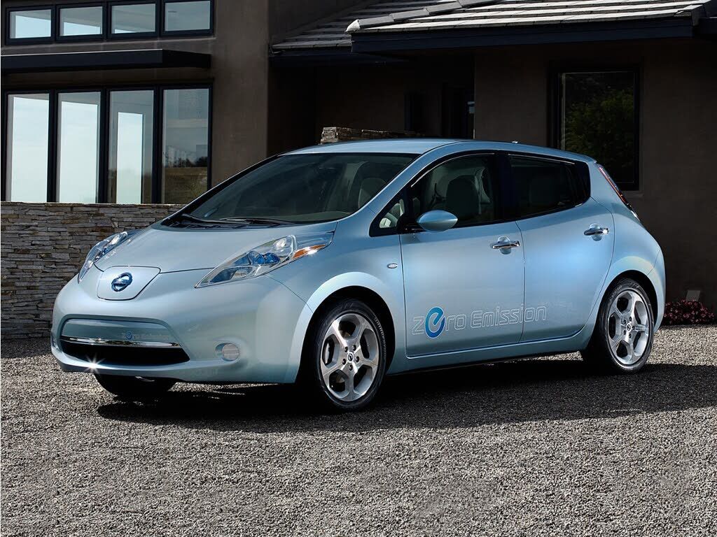 2015 NISSAN Leaf