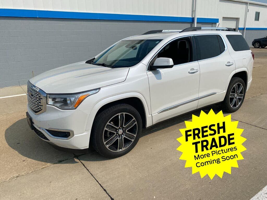 2017 GMC Acadia