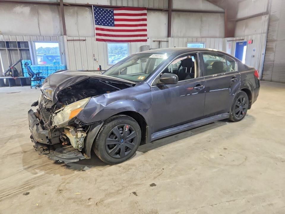 2013 SUBARU Legacy