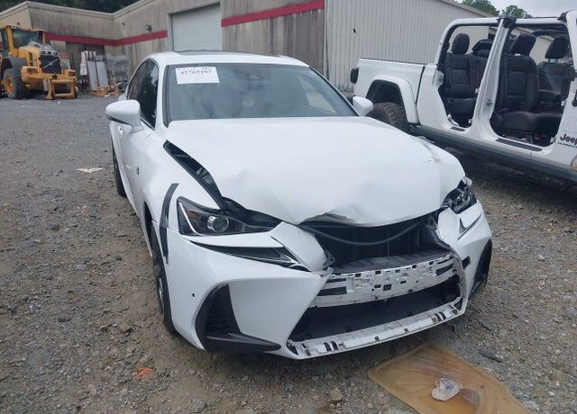 2018 LEXUS IS