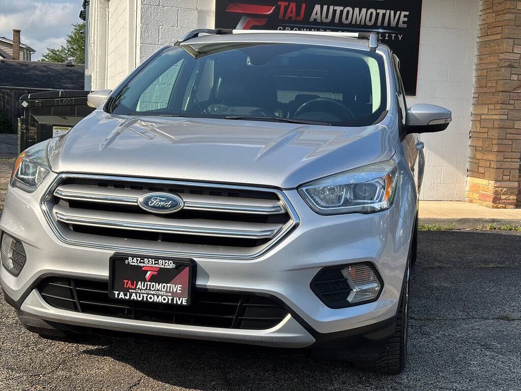 2017 FORD Escape