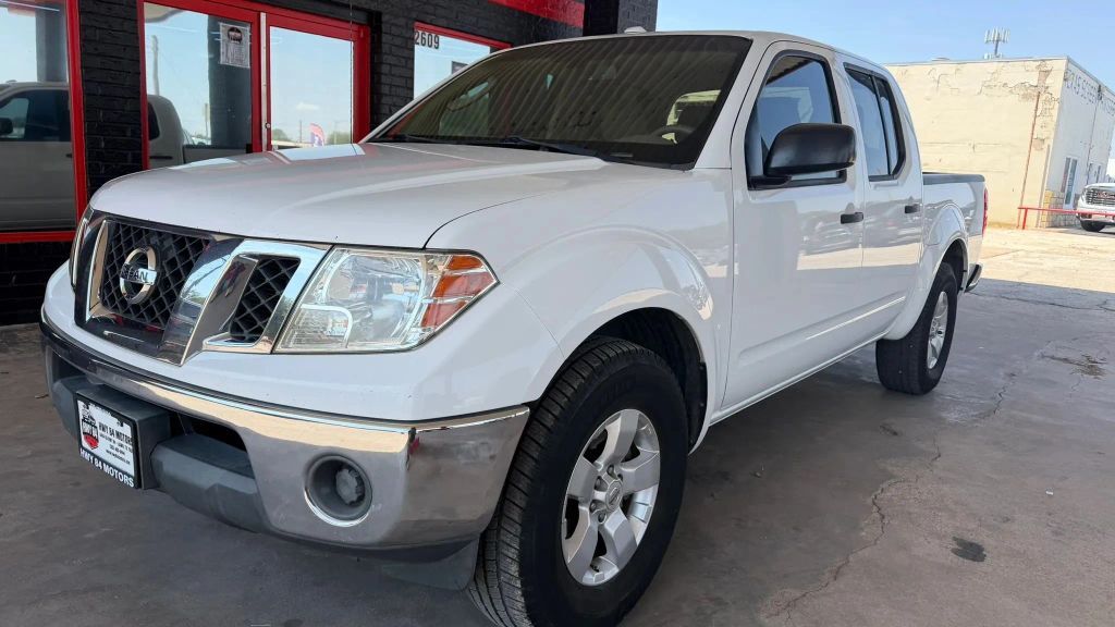 2011 NISSAN Frontier
