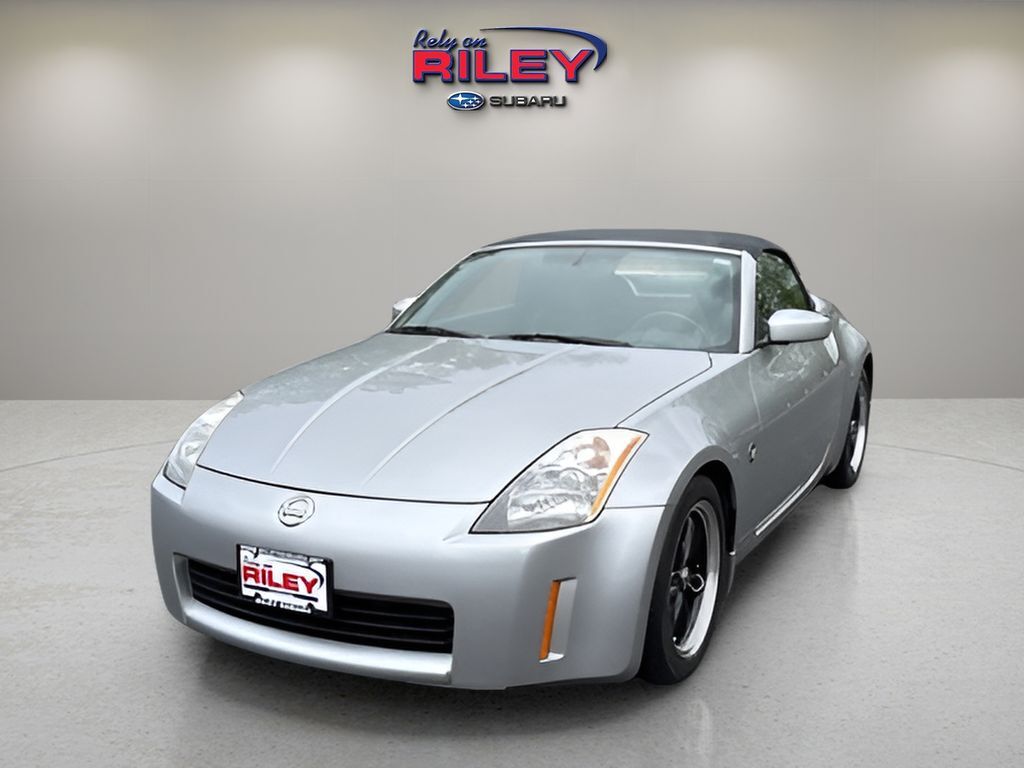 2005 NISSAN 350Z