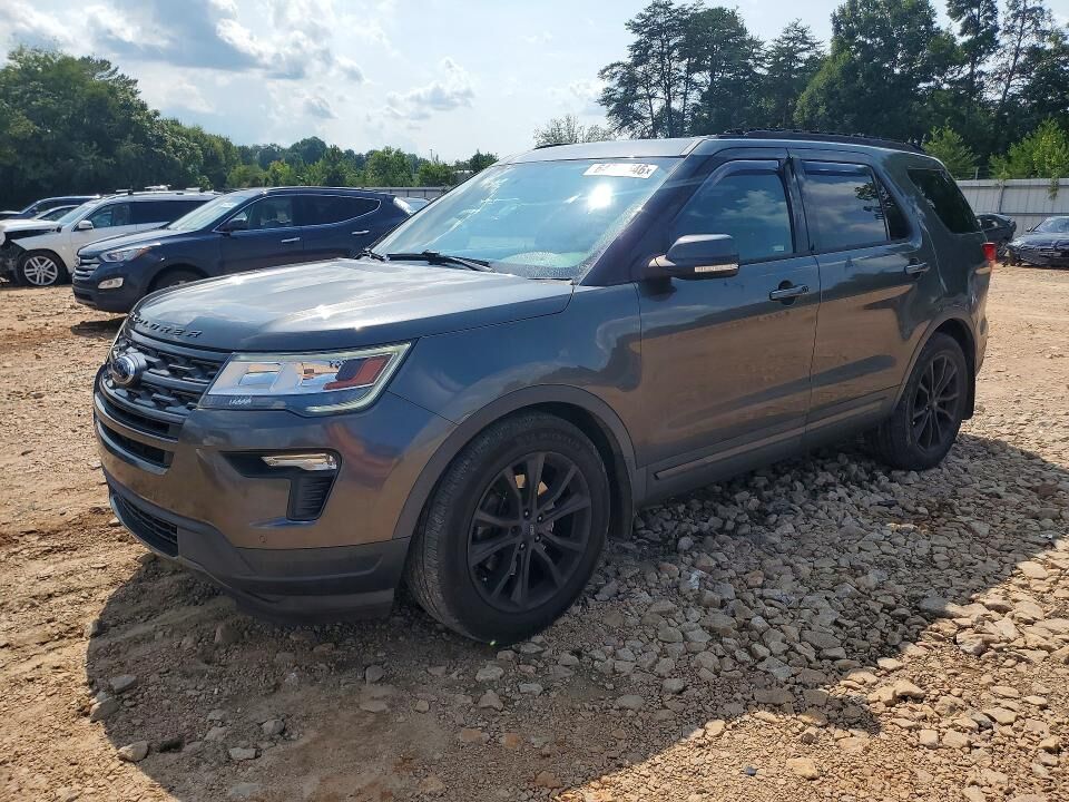 2018 FORD Explorer