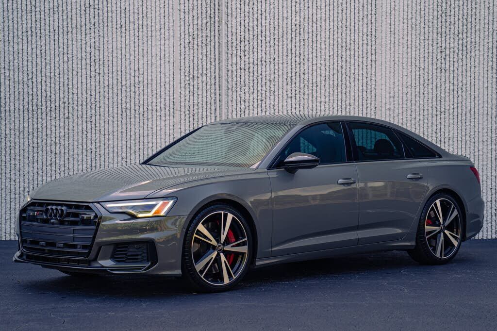 2022 AUDI S6