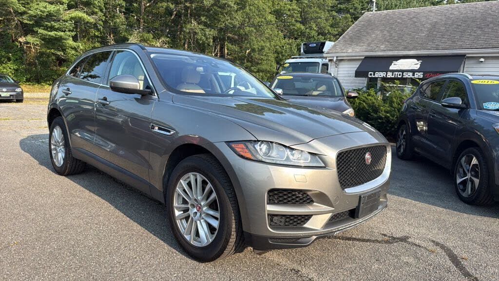 2018 JAGUAR F-Pace