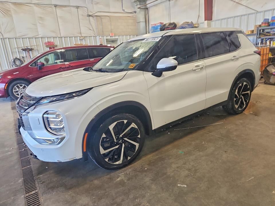2022 MITSUBISHI Outlander