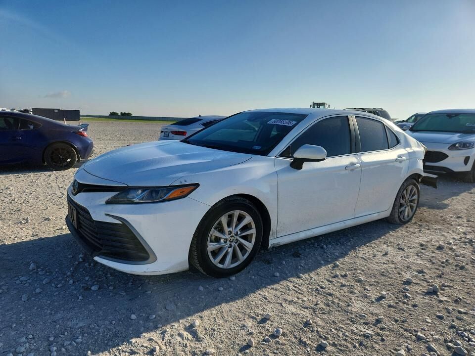 2023 TOYOTA Camry