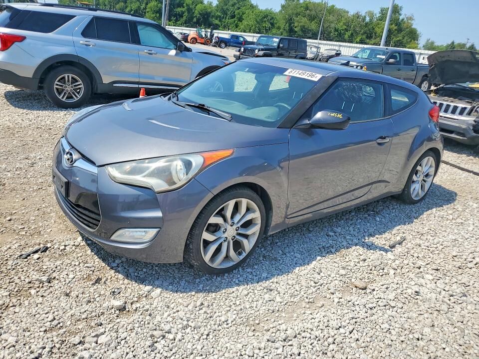 2013 HYUNDAI Veloster