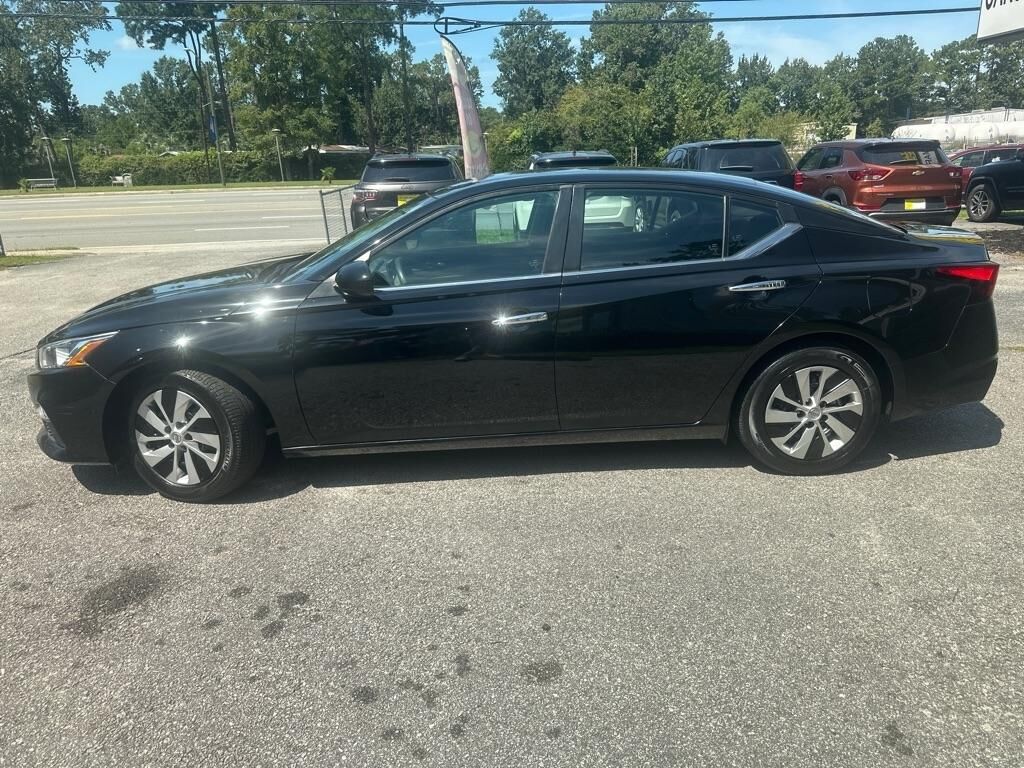 2021 NISSAN Altima
