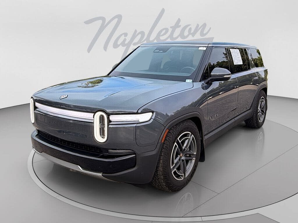 2025 RIVIAN R1S