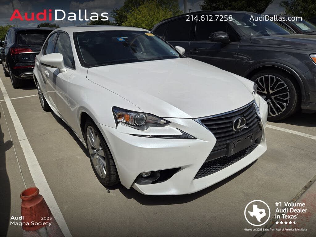 2016 LEXUS IS