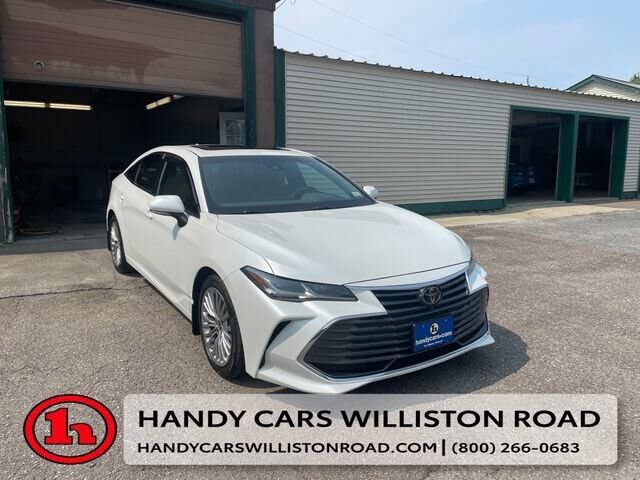 2020 TOYOTA Avalon
