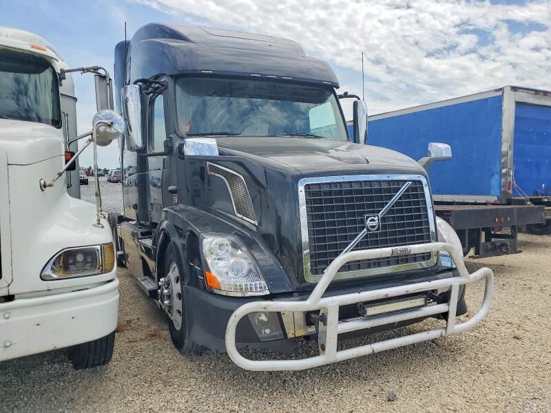 2012 VOLVO TRUCK VNL
