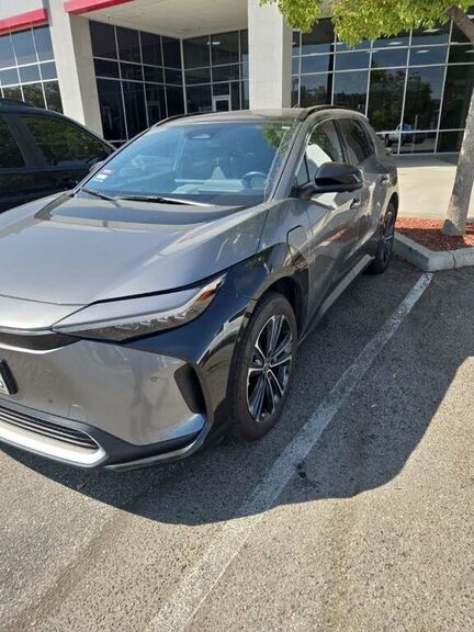2024 TOYOTA bZ4X