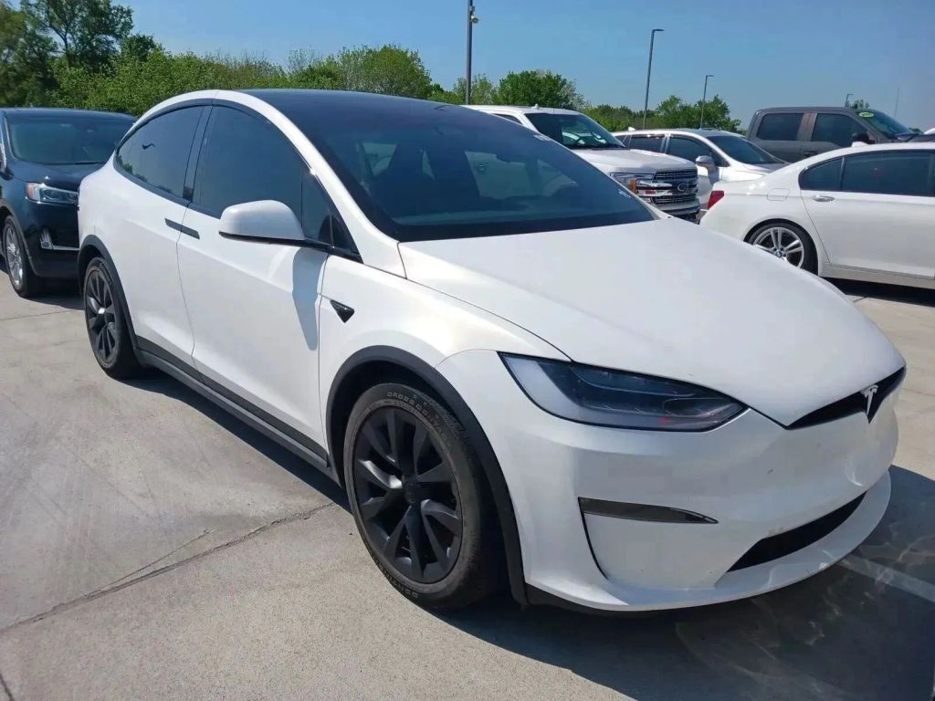 2023 TESLA Model X