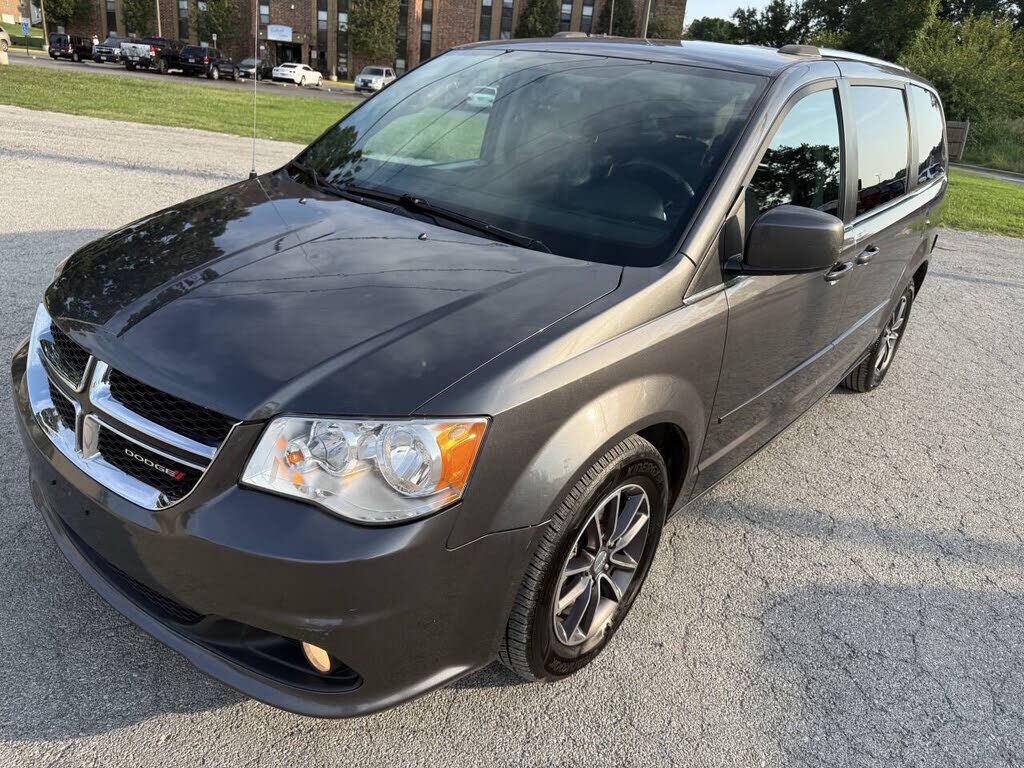 2017 DODGE Grand Caravan