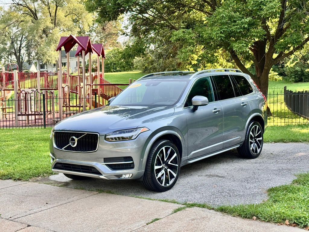 2018 VOLVO XC90