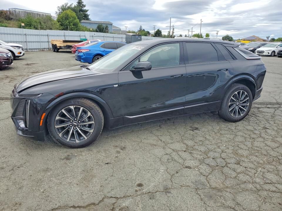 2026 CADILLAC Lyriq