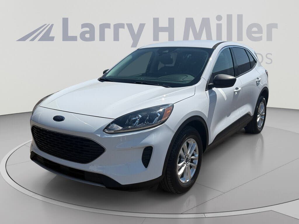 2022 FORD Escape