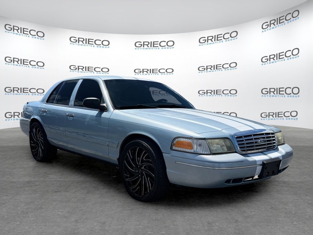 2005 FORD Crown Victoria