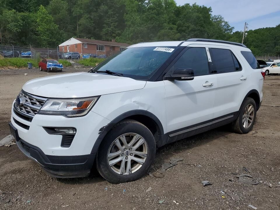 2018 FORD Explorer
