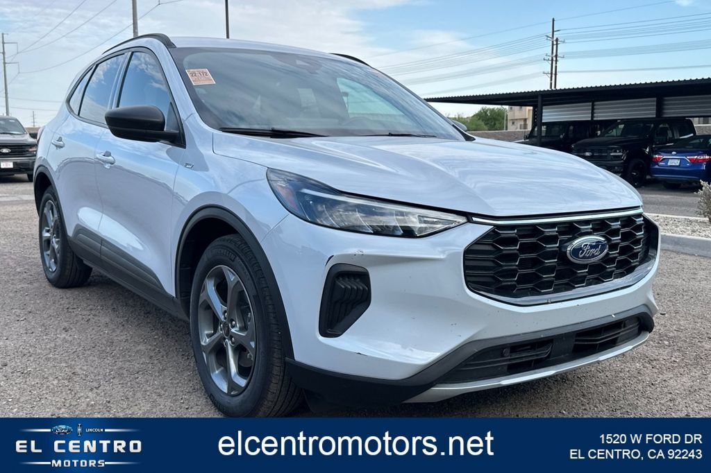 2025 FORD Escape