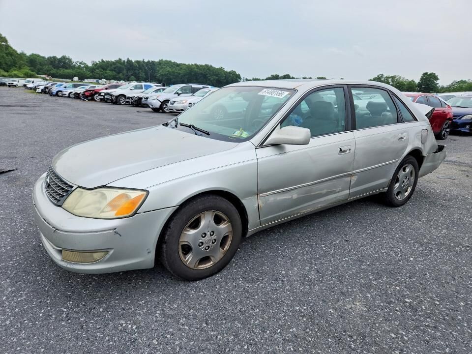 2004 TOYOTA Avalon