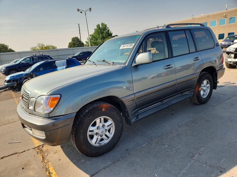 2001 LEXUS LX
