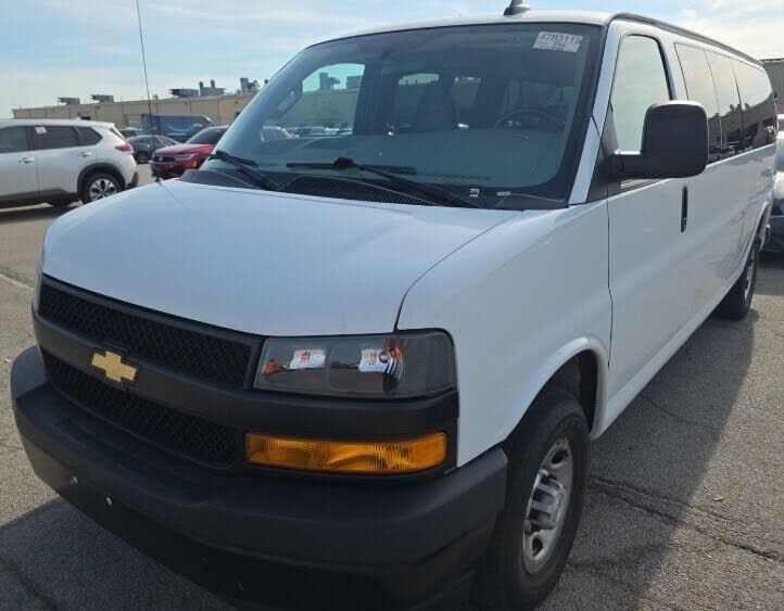 2022 CHEVROLET Express