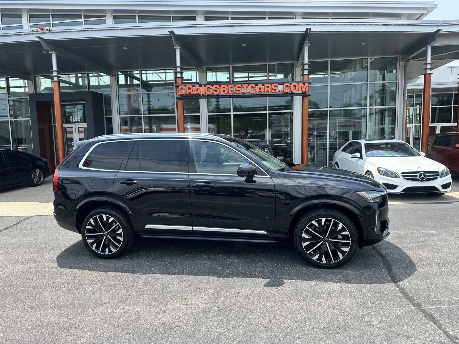 2025 VOLVO XC90