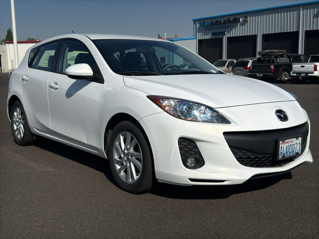 2013 MAZDA Mazda3