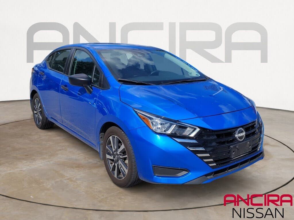 2024 NISSAN Versa