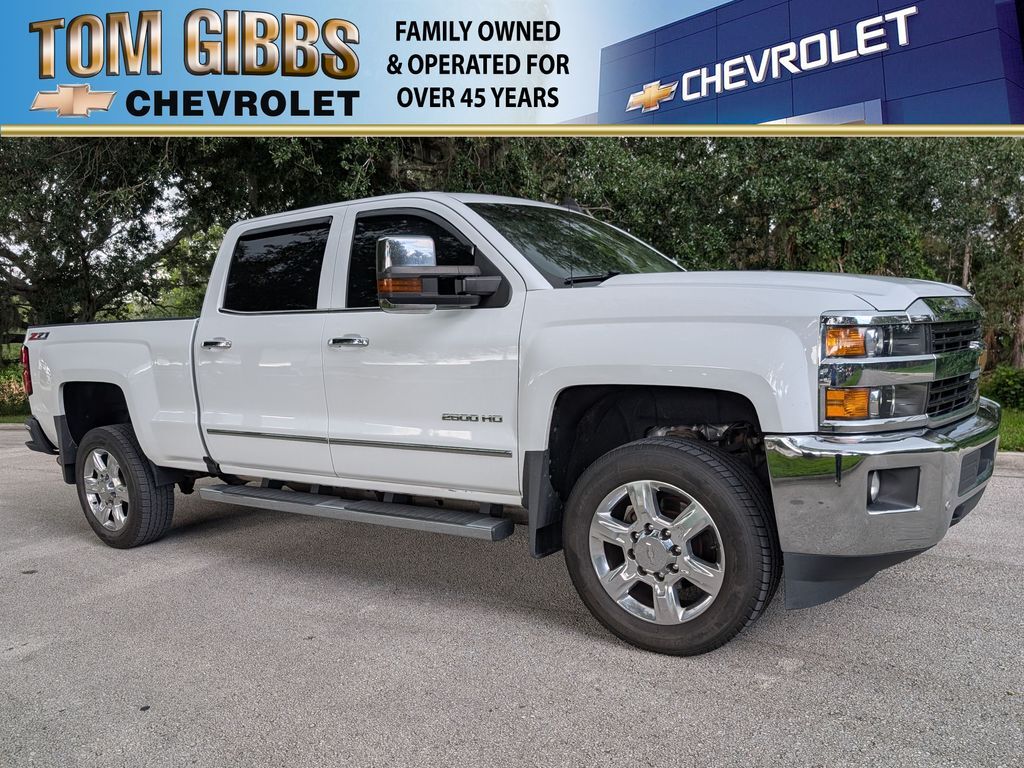 2017 CHEVROLET Silverado