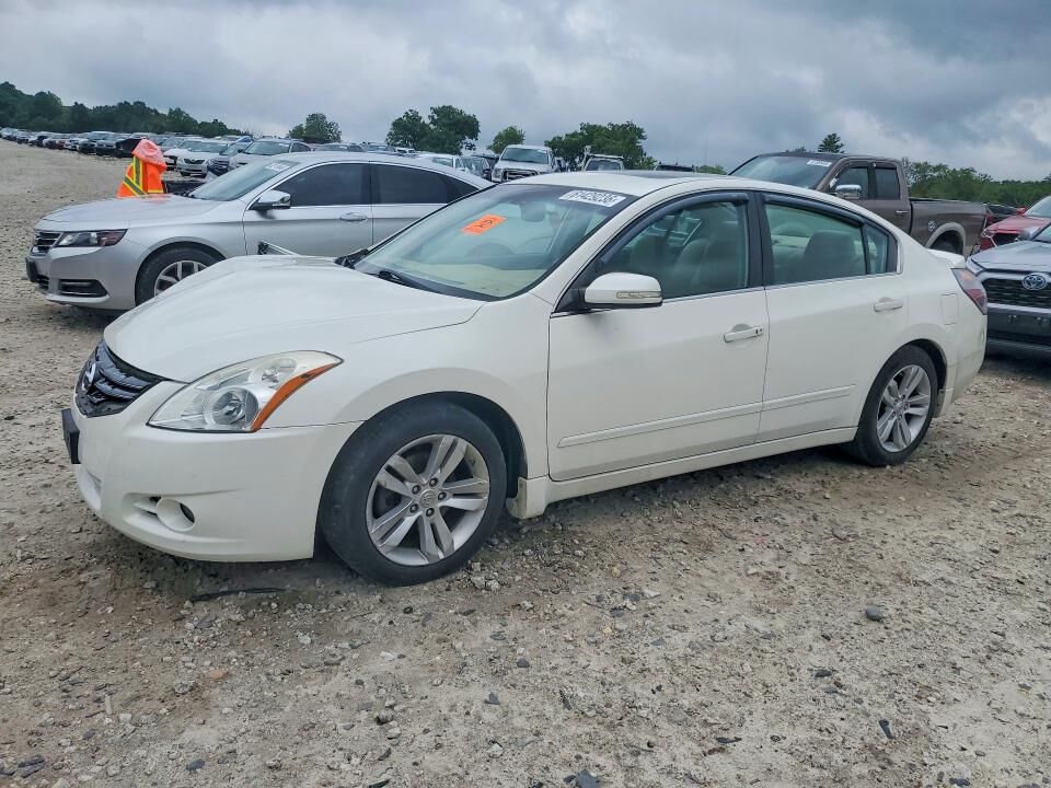 2012 NISSAN Altima