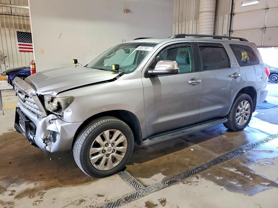 2012 TOYOTA Sequoia